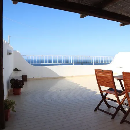 La Casa Sul Tramonto Scauri (Sicily)